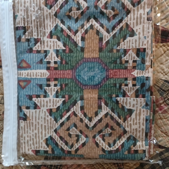 BLACK FOREST DECOR SOUTHWESTERN VALANCE SET OF 2 - Picture 3 of 3